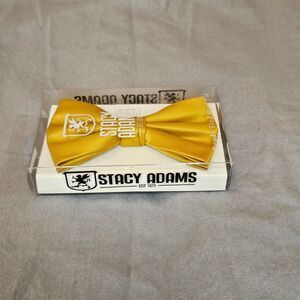 NWT Stacy Adams Gold Bow Tie